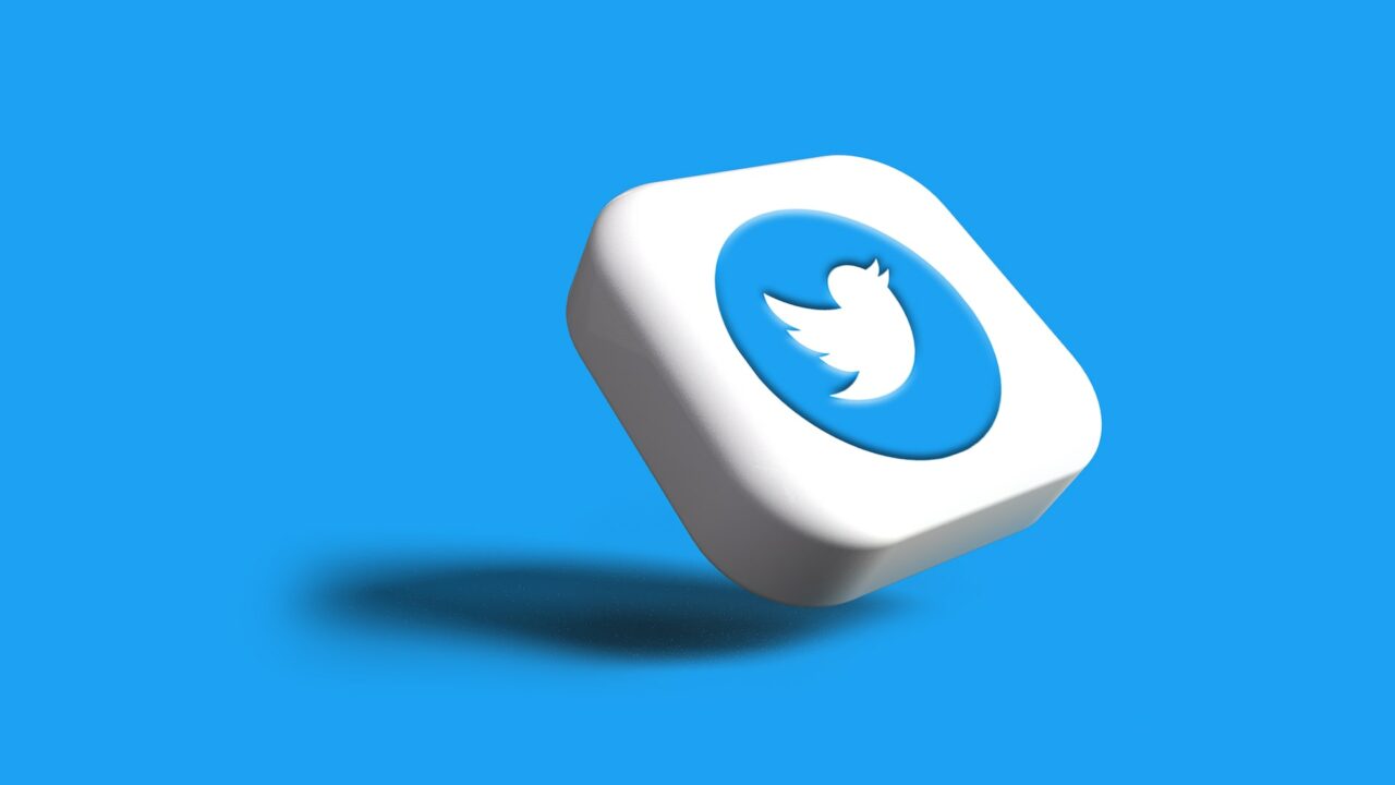 How Twitter Is Weakening Its Brand
