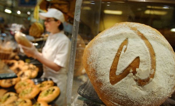 Enlisting Suppliers To Strengthen Your Brand