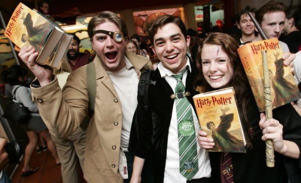 Brand Marketing With Secrecy, Mystery And Myth